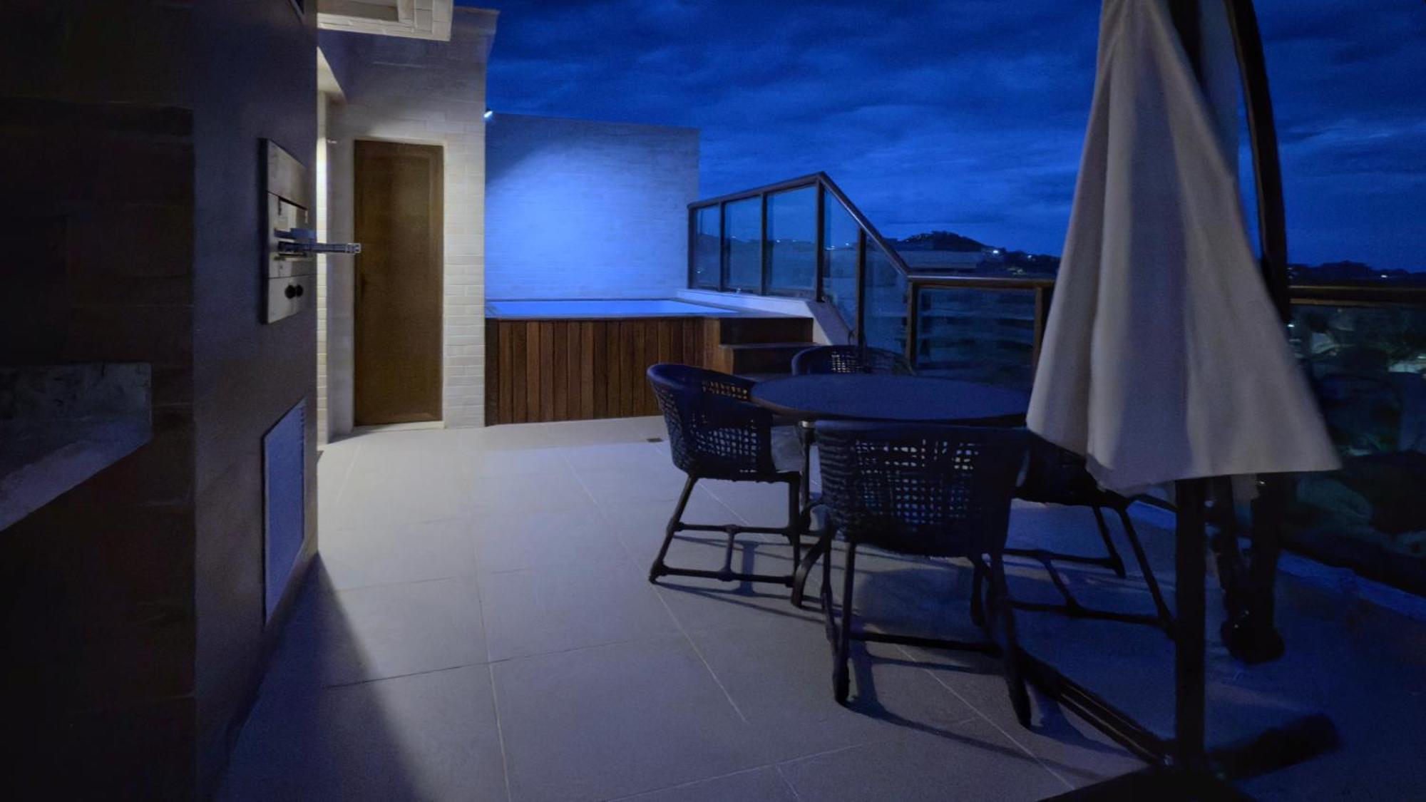 Cobertura Beira Mar Com Piscina E Churrasqueira Privativa Apartment *